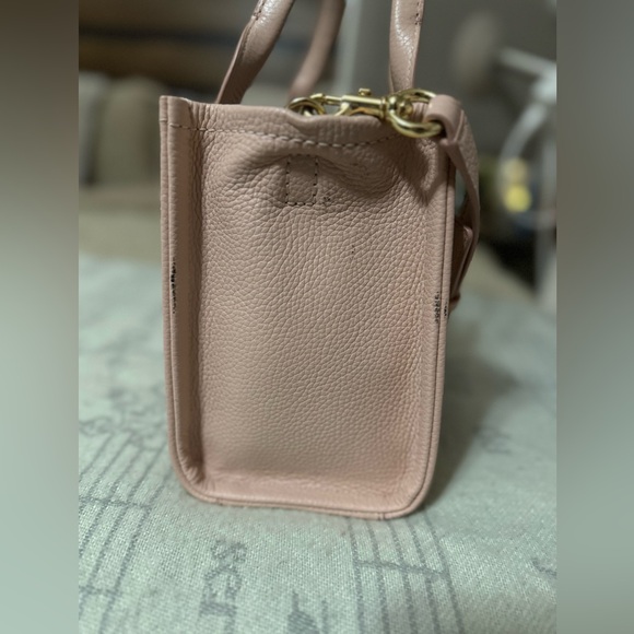 Marc Jacobs Small Leather Tote Bag - Picture 2 of 5